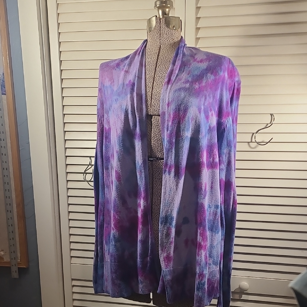 Old Navy Women's Blue and Purple Tie-Dye Cardigan